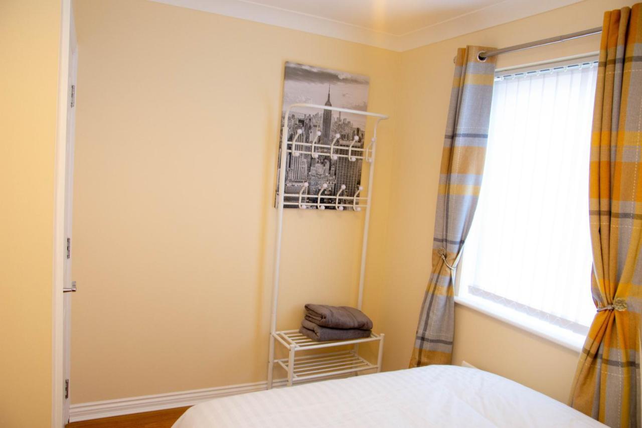 Romulus Court Fenham Villa Нюкасъл ъпон Тайн Екстериор снимка