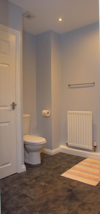 Romulus Court Fenham Villa Нюкасъл ъпон Тайн Екстериор снимка
